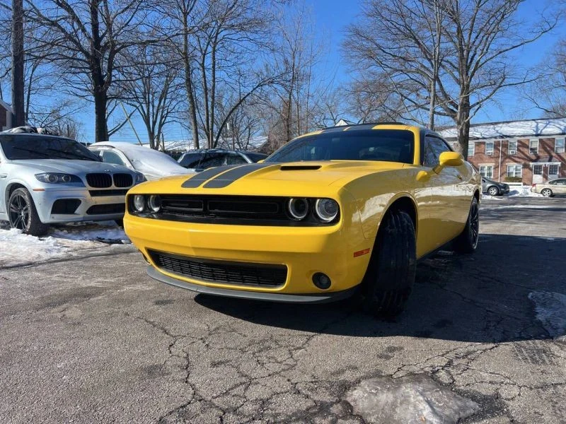 2017 Dodge Challenger 3rd Gen - Image 3 of 12