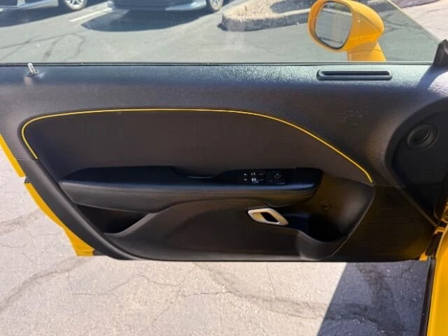 2017 Dodge Challenger 3rd Gen - Image 10 of 16