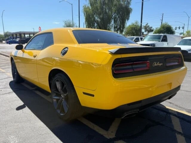 2017 Dodge Challenger 3rd Gen - Image 5 of 16