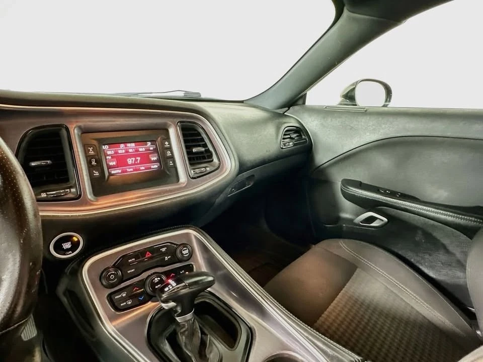 2017 Dodge Challenger 3rd Gen - Image 17 of 20