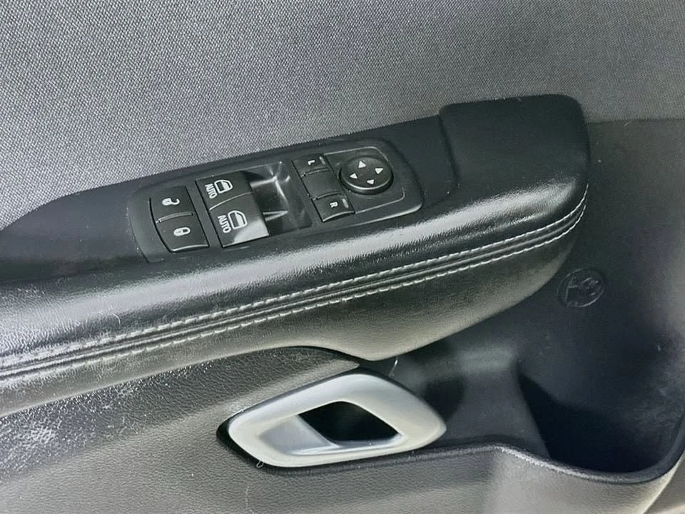2017 Dodge Challenger 3rd Gen - Image 18 of 20