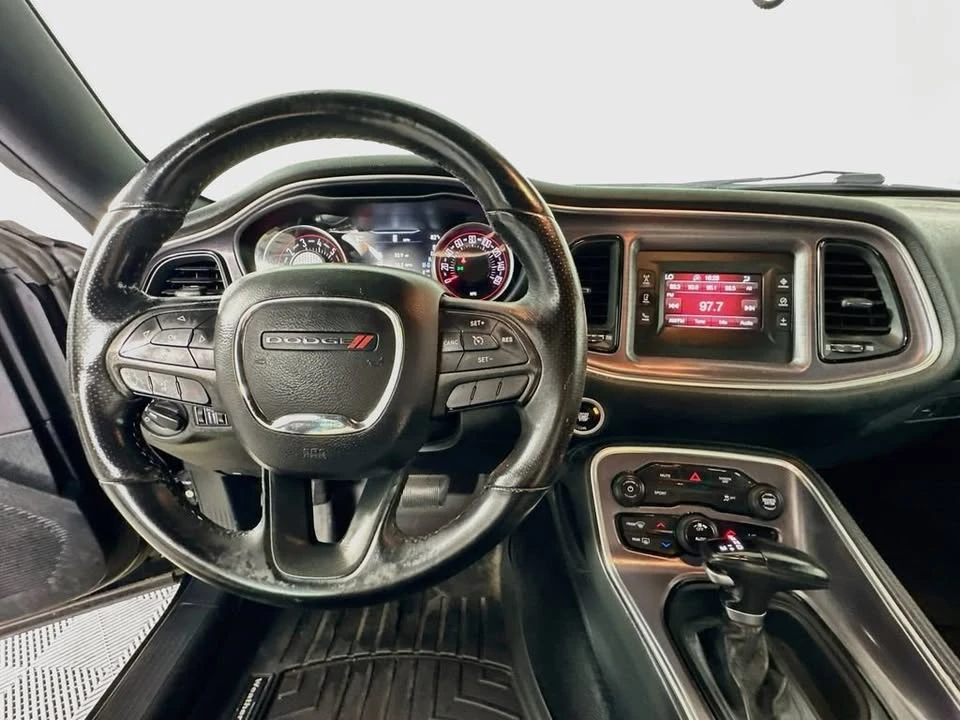 2017 Dodge Challenger 3rd Gen - Image 16 of 20
