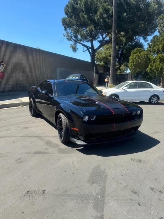 2017 Dodge Challenger 3rd Gen - Image 4 of 15