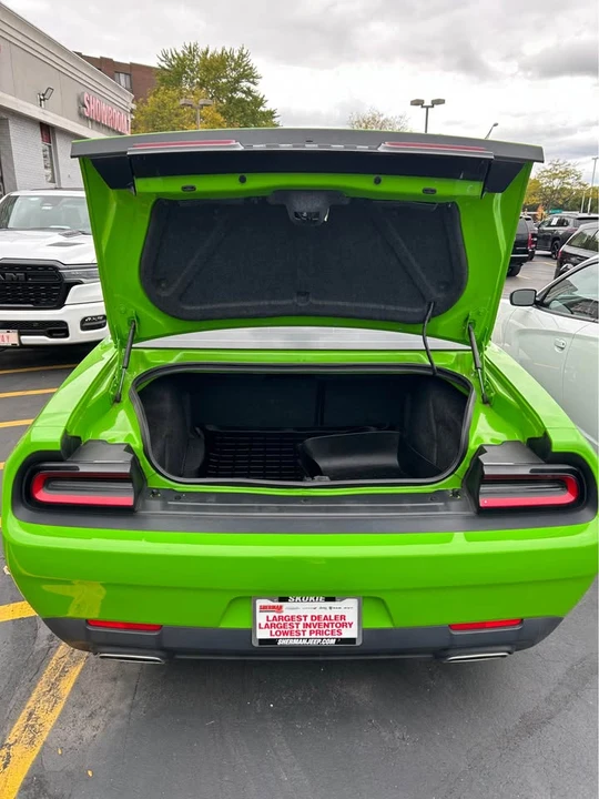2017 Dodge Challenger 3rd Gen - Image 6 of 6