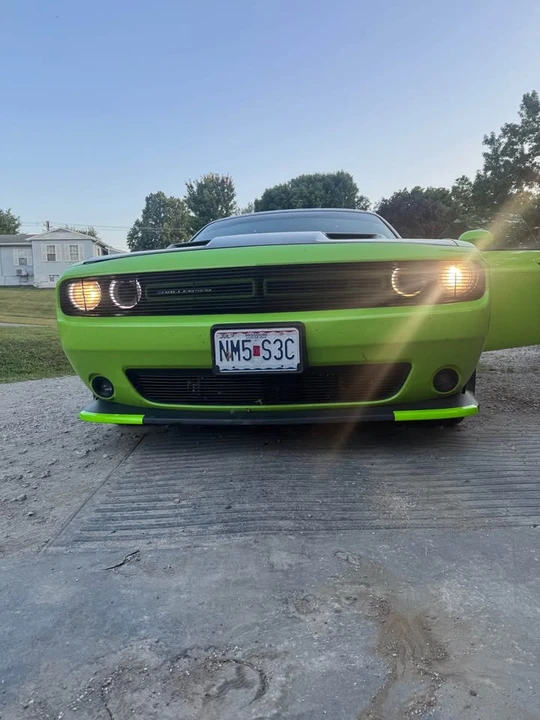 2017 Dodge Challenger 3rd Gen - Image 11 of 20