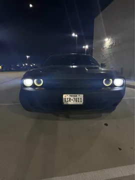 2017 Dodge Challenger SXT Coupe 2D