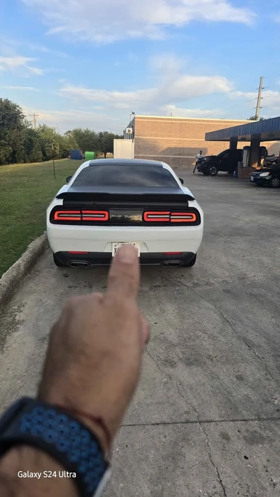 2017 Dodge Challenger 3rd Gen - Image 5 of 16