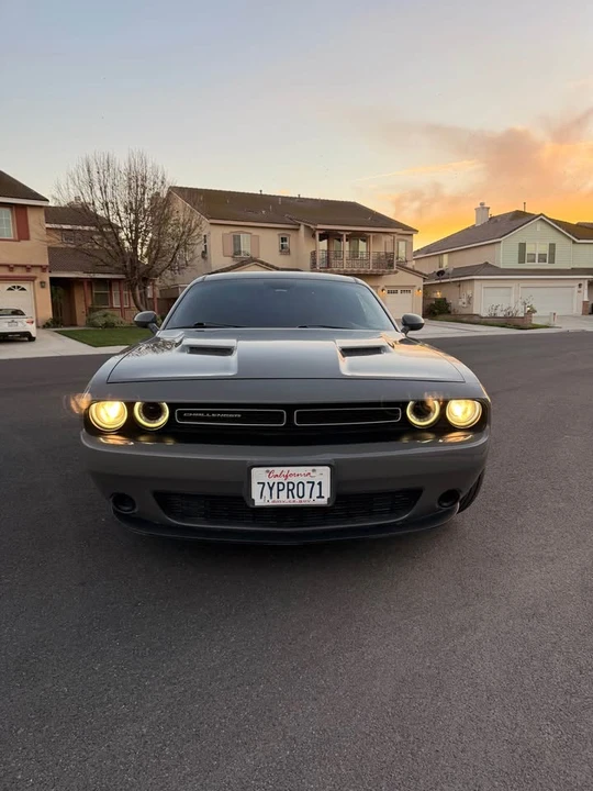 2017 Dodge Challenger 3rd Gen - Image 3 of 10