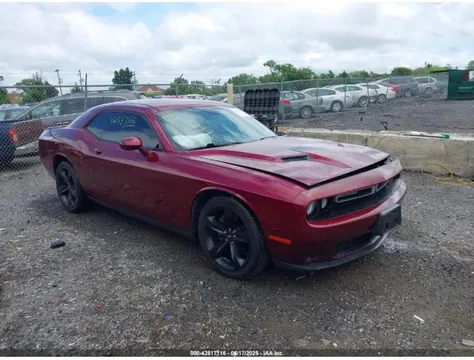 2017 Dodge Challenger SXT