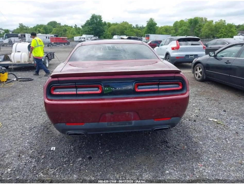 2017 Dodge Challenger 3rd Gen - Image 14 of 15