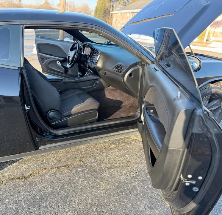 2017 Dodge Challenger 3rd Gen - Image 6 of 20