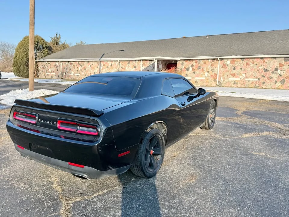 2017 Dodge Challenger 3rd Gen - Image 9 of 20