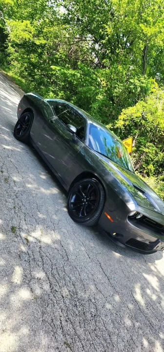 2017 Dodge Challenger 3rd Gen - Image 3 of 12
