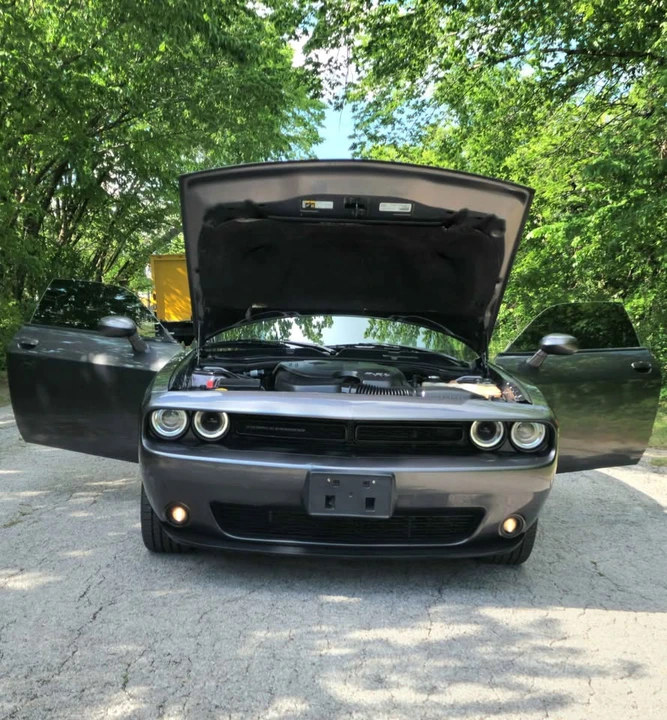 2017 Dodge Challenger 3rd Gen - Image 10 of 12