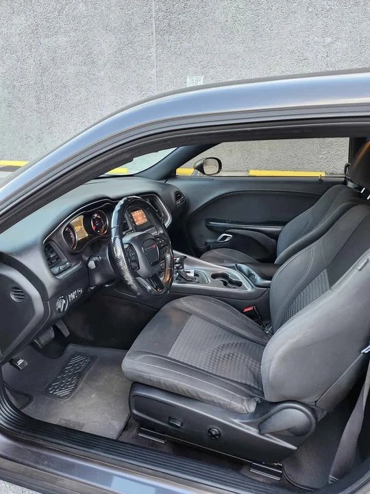 2017 Dodge Challenger 3rd Gen - Image 6 of 11
