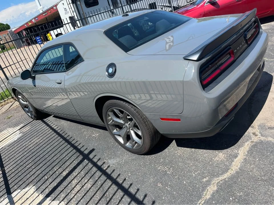 2017 Dodge Challenger 3rd Gen - Image 5 of 8
