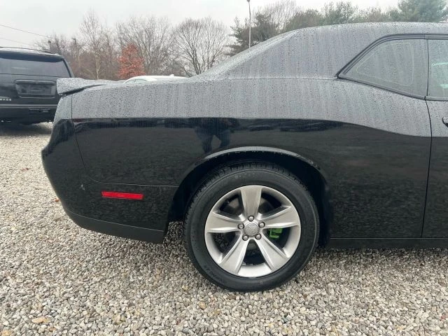 2017 Dodge Challenger 3rd Gen - Image 9 of 15