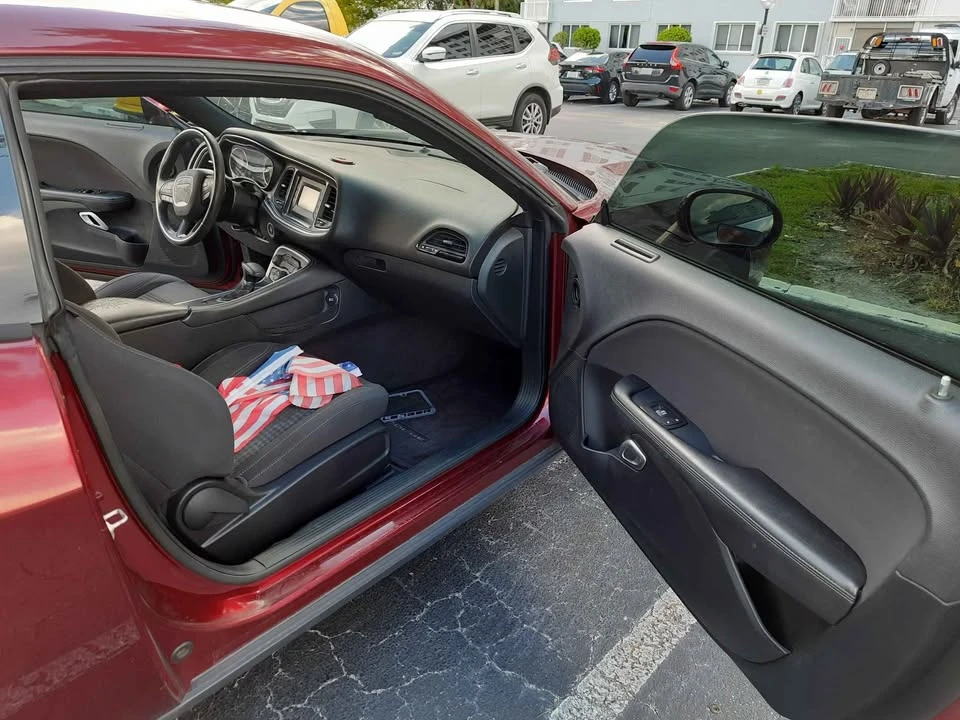 2017 Dodge Challenger 3rd Gen - Image 15 of 17