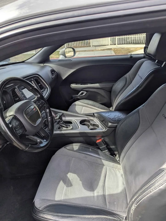 2017 Dodge Challenger 3rd Gen - Image 11 of 12