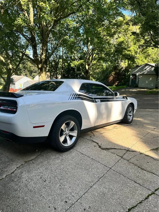 2017 Dodge Challenger 3rd Gen - Image 3 of 7
