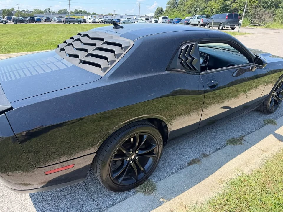 2017 Dodge Challenger 3rd Gen - Image 3 of 8