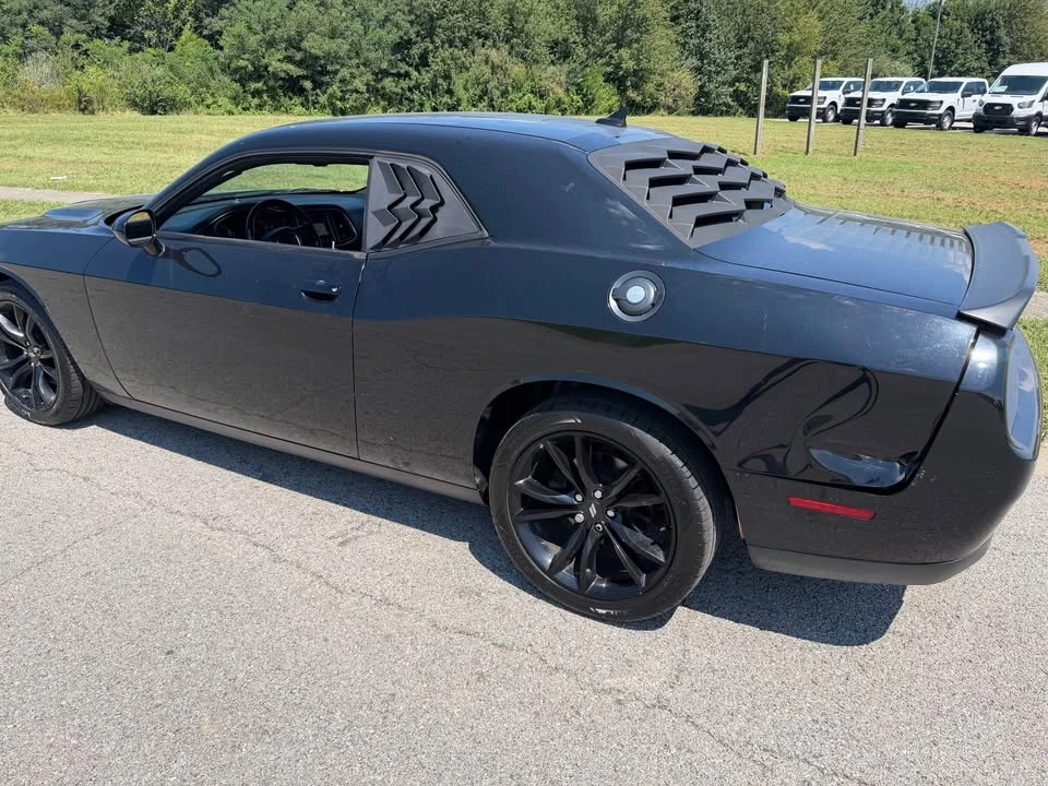 2017 Dodge Challenger 3rd Gen - Image 2 of 8