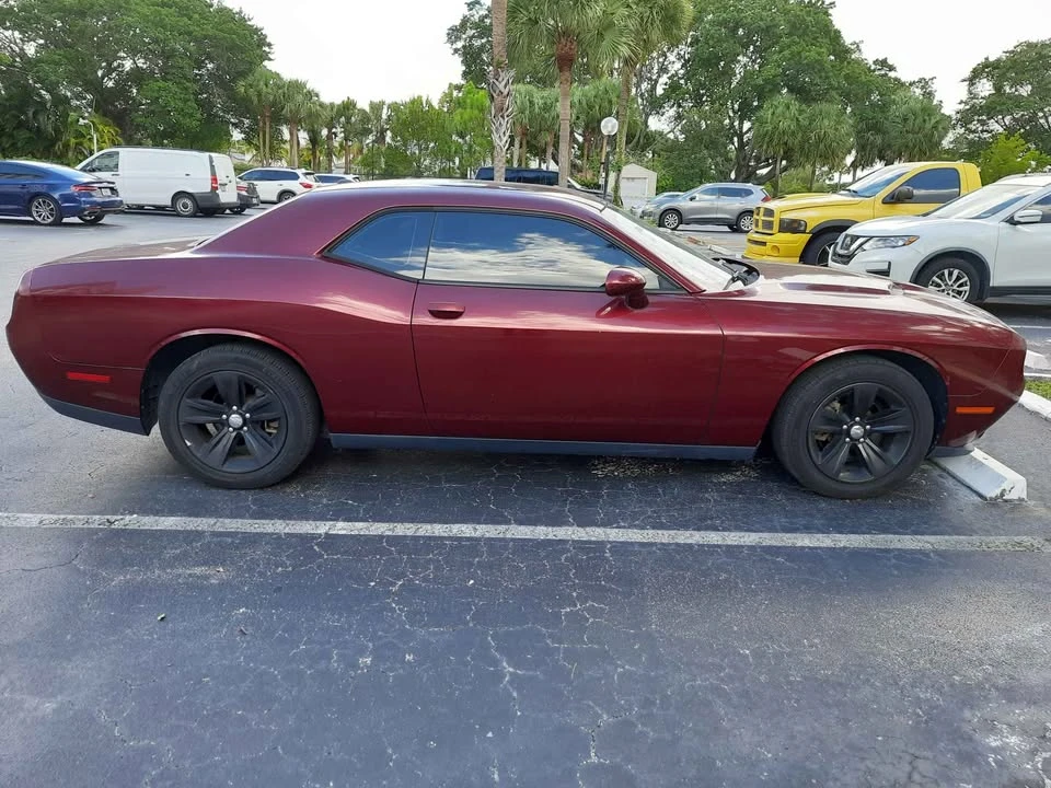 2017 Dodge Challenger 3rd Gen - Image 6 of 17