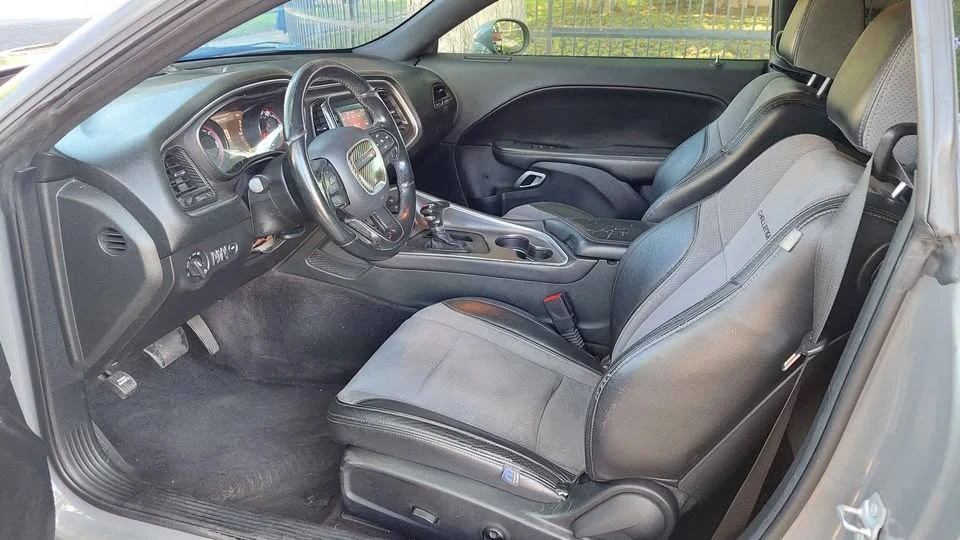 2017 Dodge Challenger 3rd Gen - Image 9 of 17