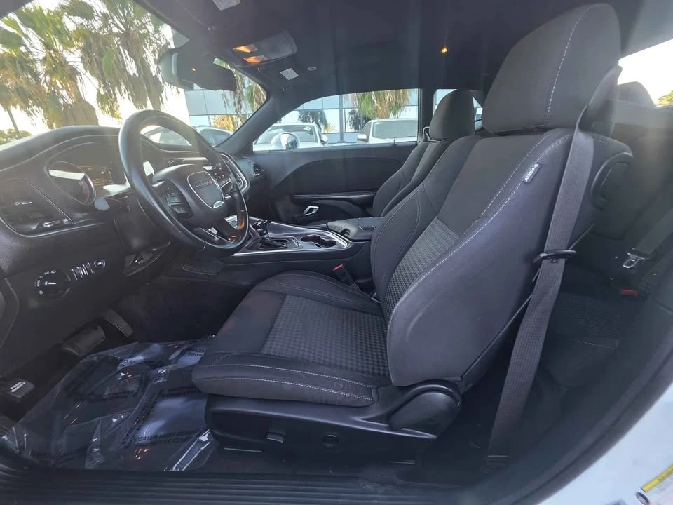 2017 Dodge Challenger 3rd Gen - Image 13 of 20