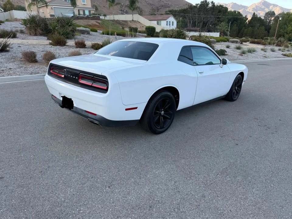 2017 Dodge Challenger 3rd Gen - Image 6 of 15