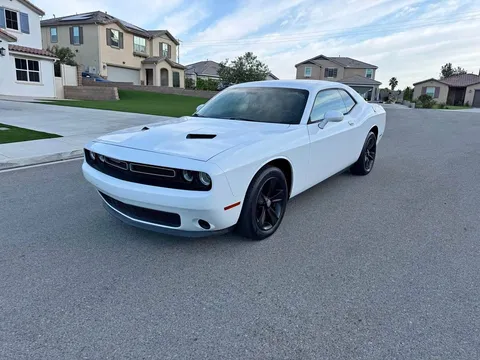 2017 Dodge Challenger SXT