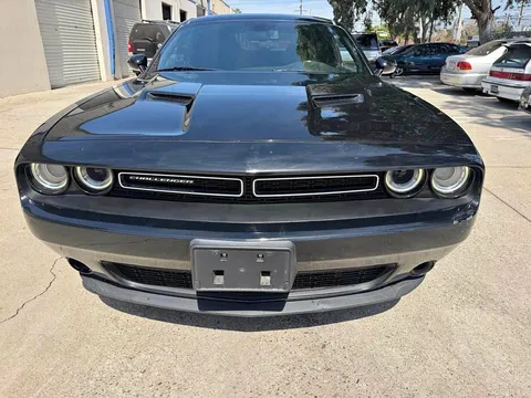 2017 Dodge Challenger SXT Coupe 2D
