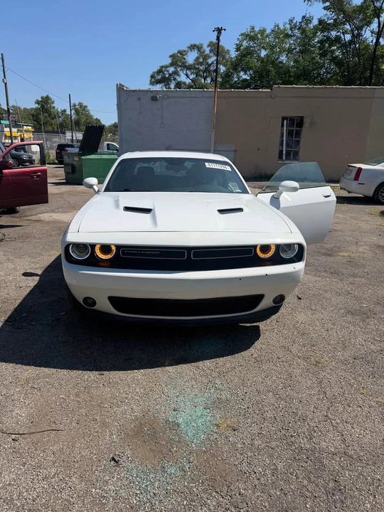 2017 Dodge Challenger 3rd Gen - Image 8 of 10