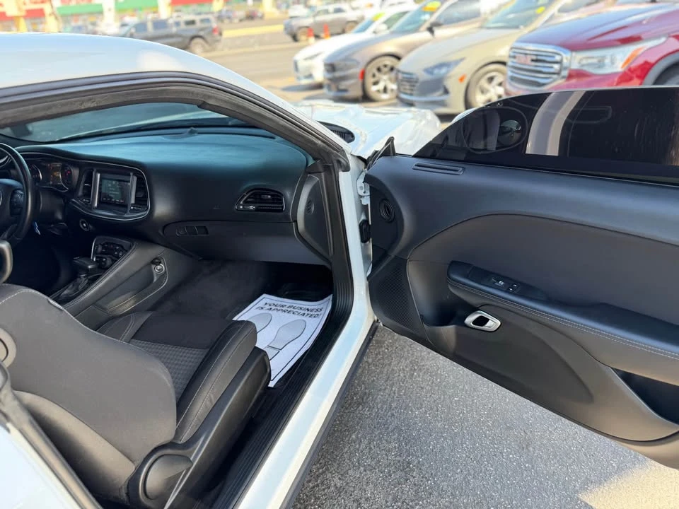 2017 Dodge Challenger 3rd Gen - Image 12 of 13