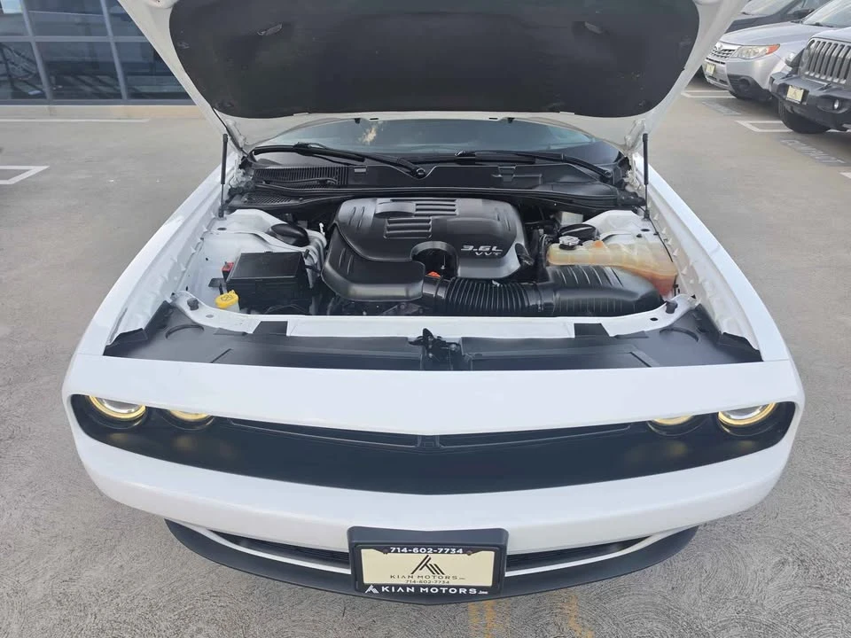 2017 Dodge Challenger 3rd Gen - Image 19 of 20