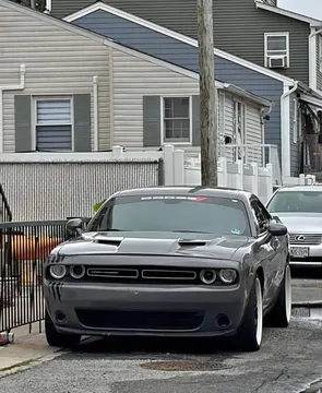 2017 Dodge Challenger SXT Coupe 2D
