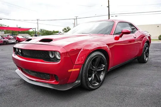 2017 Dodge Challenger SXT Coupe 2D