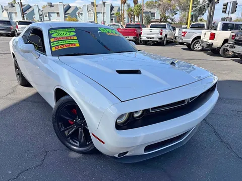 2017 Dodge Challenger SXT Coupe 2D