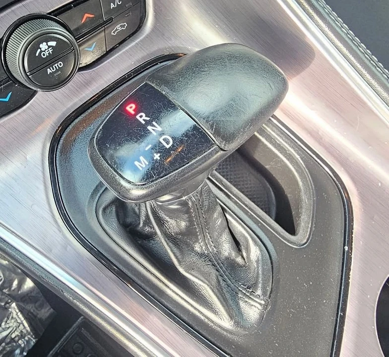2017 Dodge Challenger 3rd Gen - Image 18 of 20