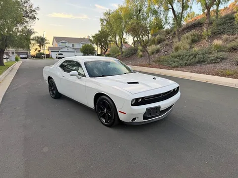 2017 Dodge Challenger SXT Coupe 2D