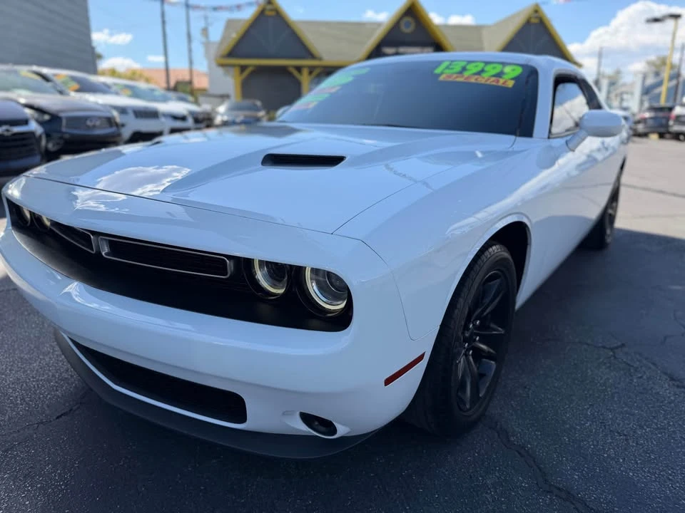 2017 Dodge Challenger 3rd Gen - Image 3 of 10