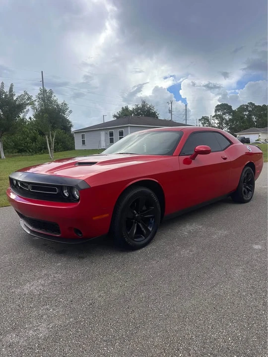 2017 Dodge Challenger 3rd Gen - Image 4 of 16