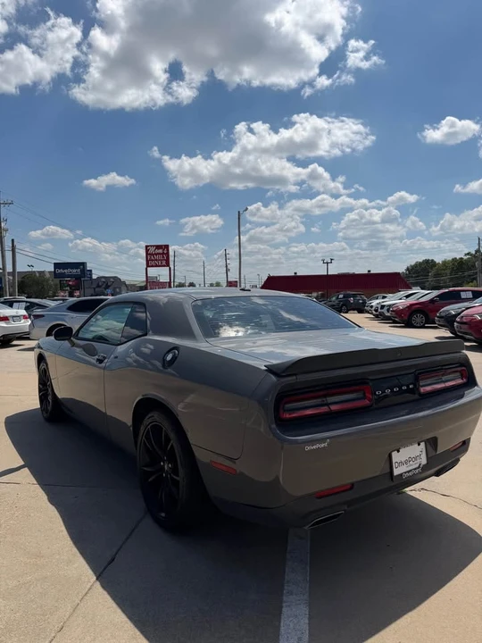 2017 Dodge Challenger 3rd Gen - Image 5 of 12