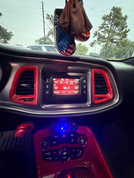 2017 Dodge Challenger 3rd Gen - Image 9 of 9