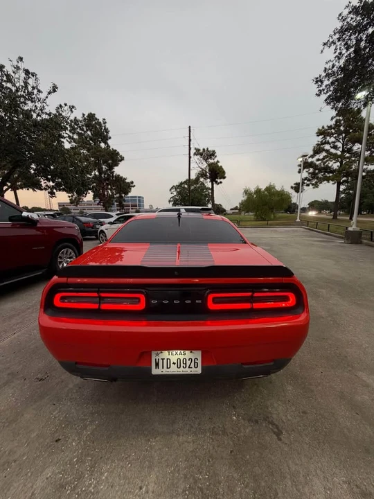 2017 Dodge Challenger 3rd Gen - Image 5 of 9