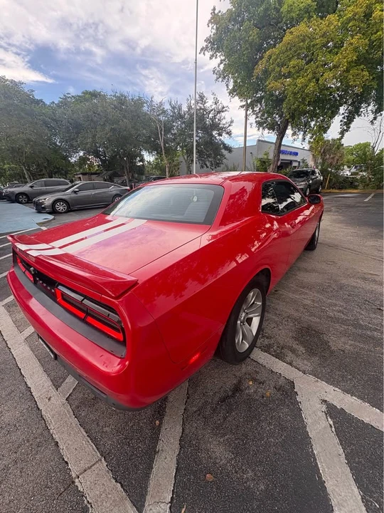 2017 Dodge Challenger 3rd Gen - Image 9 of 13