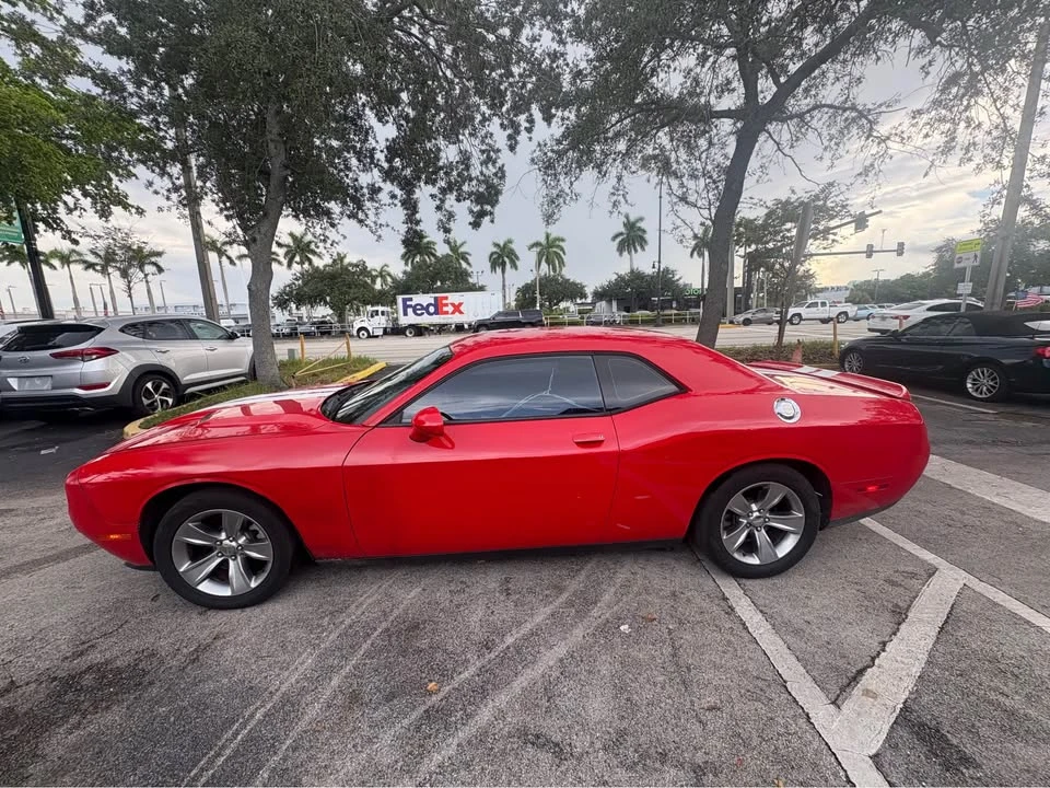 2017 Dodge Challenger 3rd Gen - Image 4 of 13