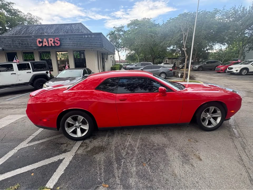 2017 Dodge Challenger 3rd Gen - Image 10 of 13