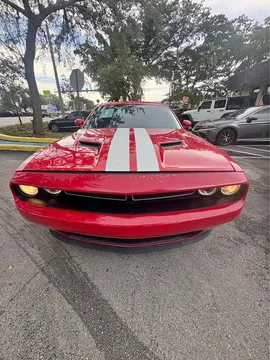2017 Dodge Challenger SXT Coupe 2D