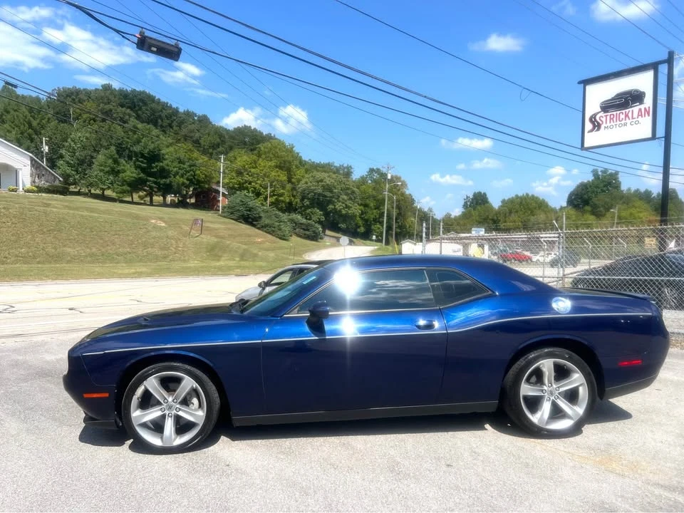 2017 Dodge Challenger 3rd Gen - Image 10 of 12